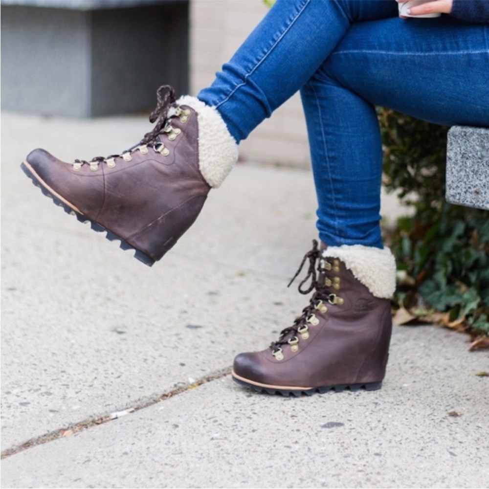 SOREL Conquest Shearling Lined Hidden Wedge Genuine Leather Lace Up Winter Boots - Picture 4 of 14